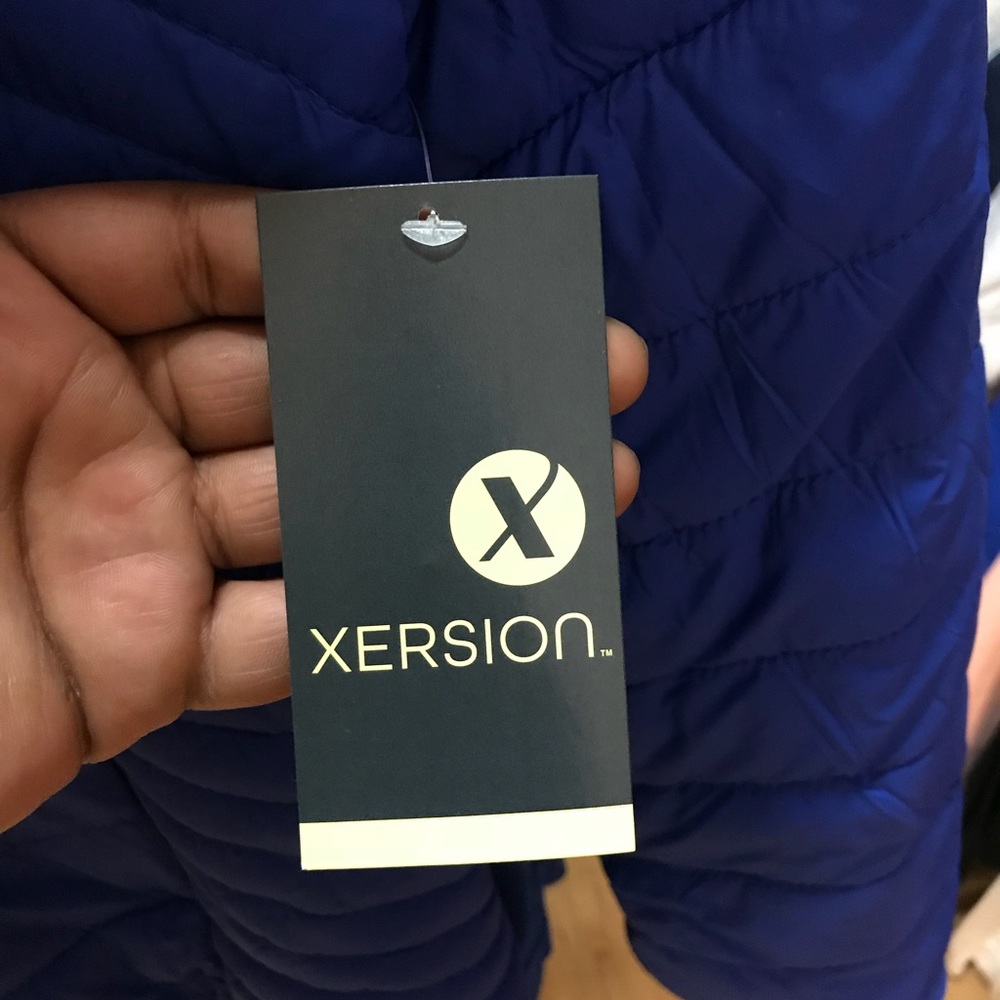 Brand new Royal Blue “Xersion” puff Jacket NWT - Picture 3 of 3